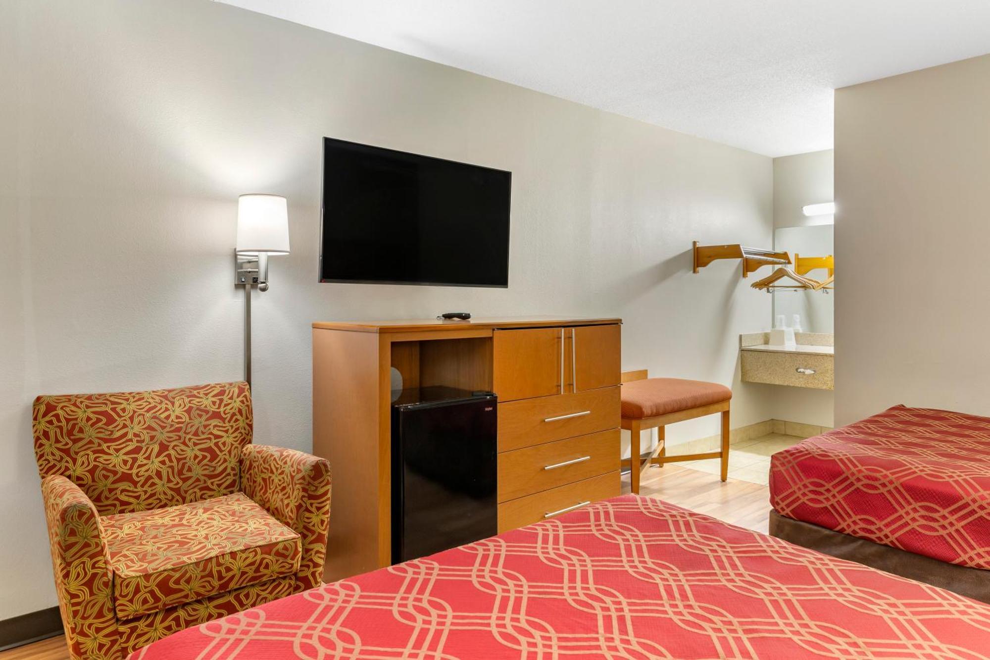Econo Lodge Creedmoor Quarto foto